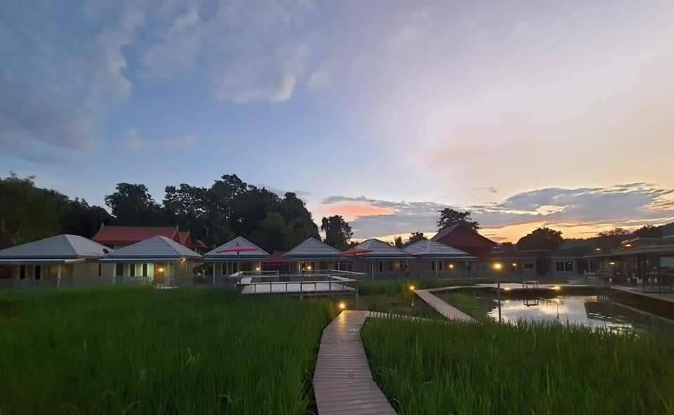 Jeerang Countryside Resort Mae Hong Son Exterior photo